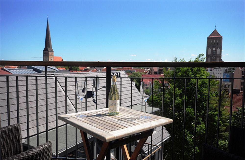 The Green Rostock Apartment Hotel Exterior photo